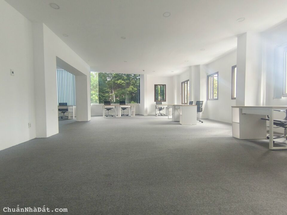 Tặng nội thất cho sàn 90m2 chỉ 30tr/tháng khu sân bay Phan Đình Giót Quận Tân Bình