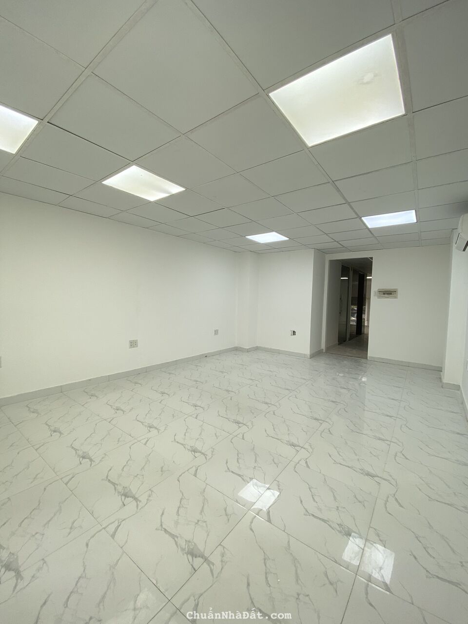 Cho thuê văn phòng nhỏ xinh 45m2, đường Trần Quang Diệu, Quận 3 Cho thuê văn phòng nhỏ xinh 45m2, đường Trần Quang Diệu, Quận 3