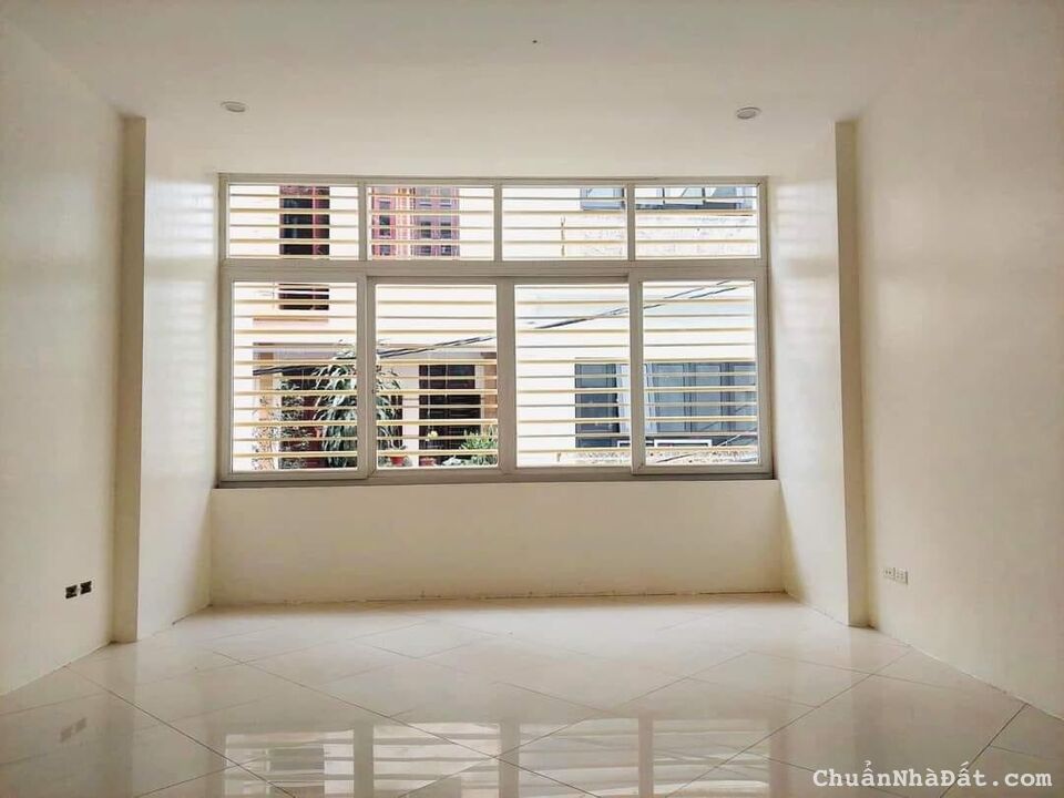 Bán đất tặng nhà 3 tầng ngõ 624 Minh Khai, 40m2, gần Time City, dự án Yên Duyên tương lai gần phố