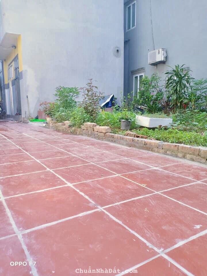 Bán đất An Dương Vương, Đông Ngạc, Thụy Phương, 30m2 chỉ với 1.9 tỷ, ô tô đỗ cổng, gần phố