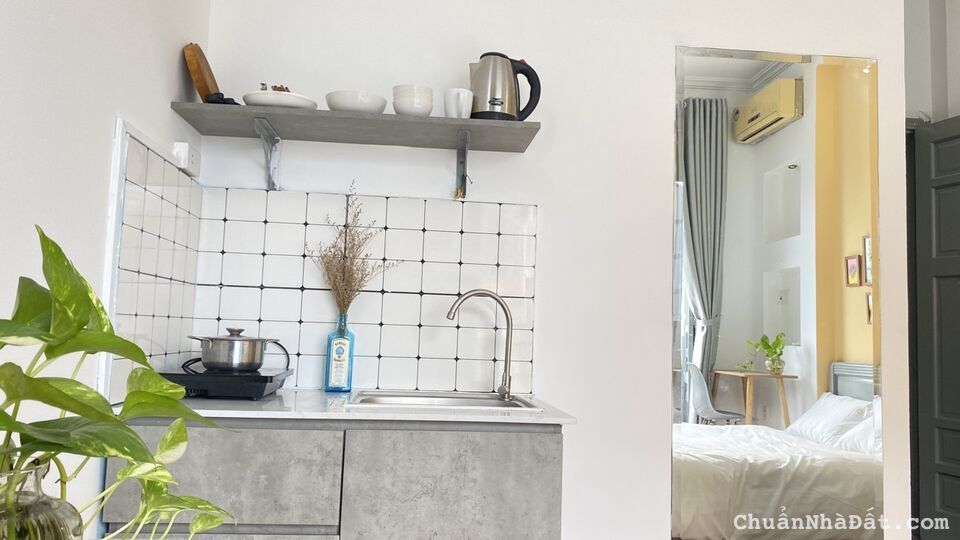 Cho thuê CHDV Nguyễn Văn Thương,Bình Thạnh, phòng rộng, BC thoáng.Giá rẻ