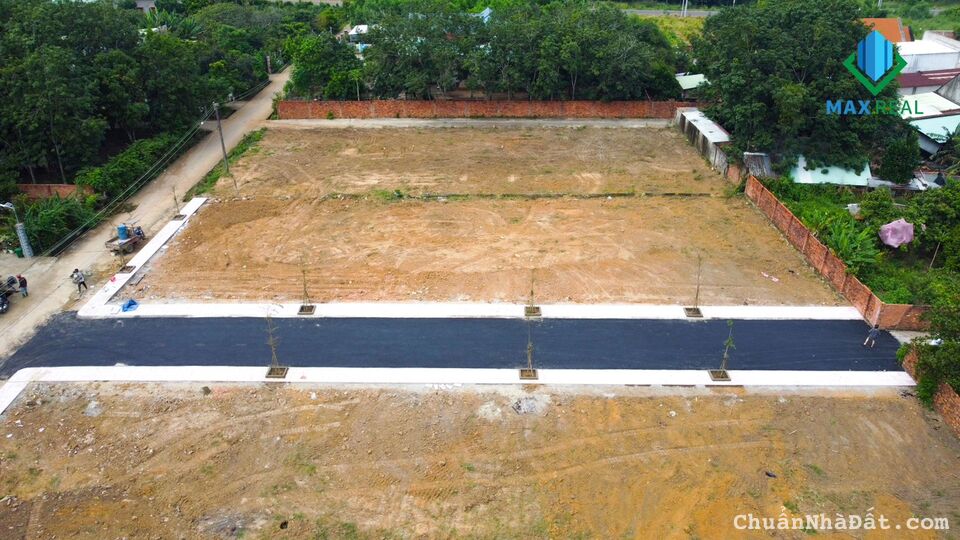 银行债务 急售机场土地 现成书价2亿元 剩余1亿元 联系方式 0934785080