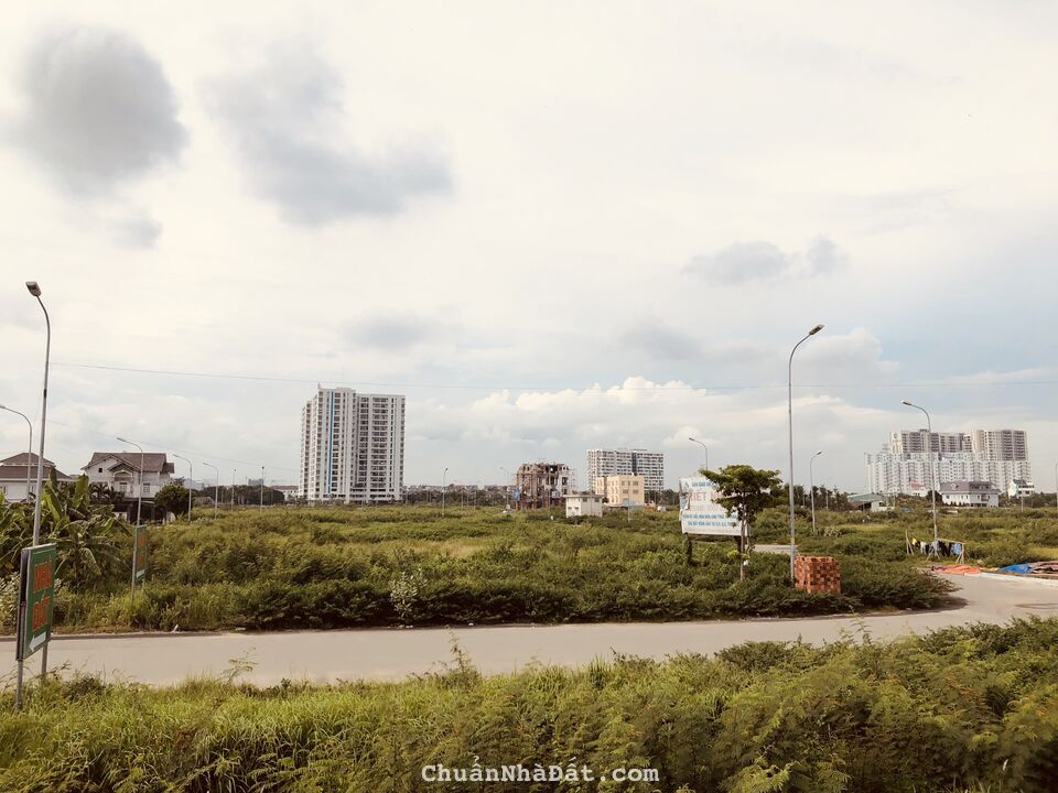 Bán đất thuộc dự án KDC Phú Nhuận, vị trí đẹp, P. Phước Long B, Quận 9 Bán đất thuộc dự án KDC Phú Nhuận, vị trí đẹp, P. Phước Long B, Quận 9