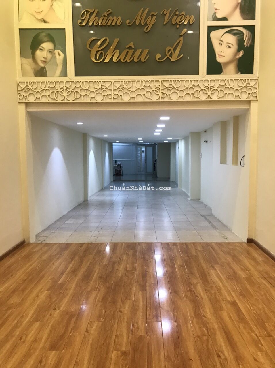 Cho Thuê Nhà 4x33 3 Tầng Ngay CMT8 Q3  rẻ chỉ 75trTL