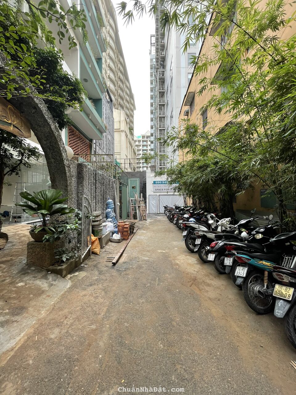 Cho Thuê MB 100m2 đường Lê Thánh Tôn, Phường Bến Nghé, Quận 1, 4,5x26,. Giá chỉ 32 tr/th