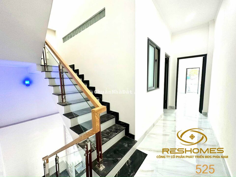 Bán Nhà mới xây trung tâm Biên Hoà ngay giáo xứ Bình Hải phường Tân Tiến, Biên Hoà. 