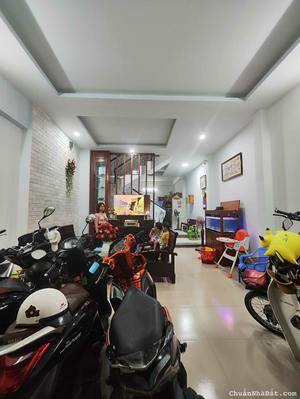 Bán nhà mặt tiền 4 tầng 5x18 KDC Đức Khải Phú Mỹ Quận 7 chỉ 15 tỷ