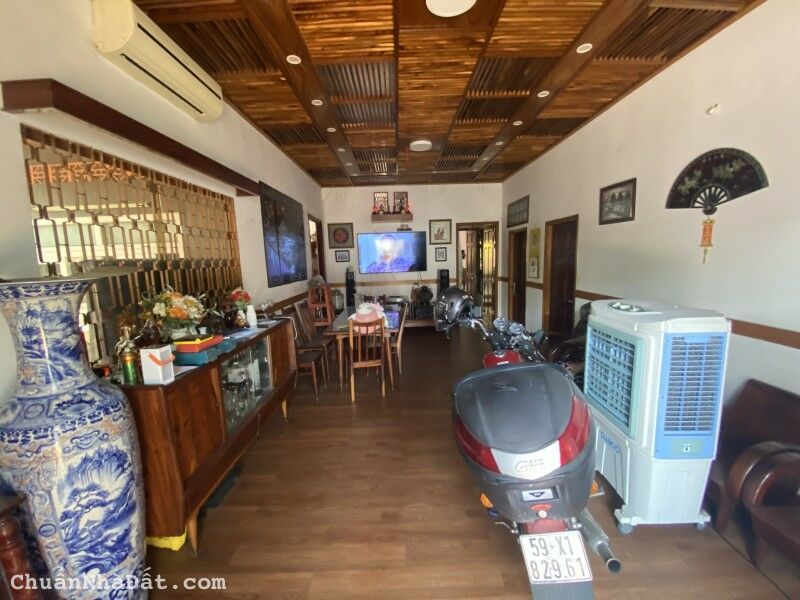 Bán nhà mặt tiền 32 Đình Phong Phú, TNP-B, Quận 9, 1095m2 lô gốc 68 tỷ