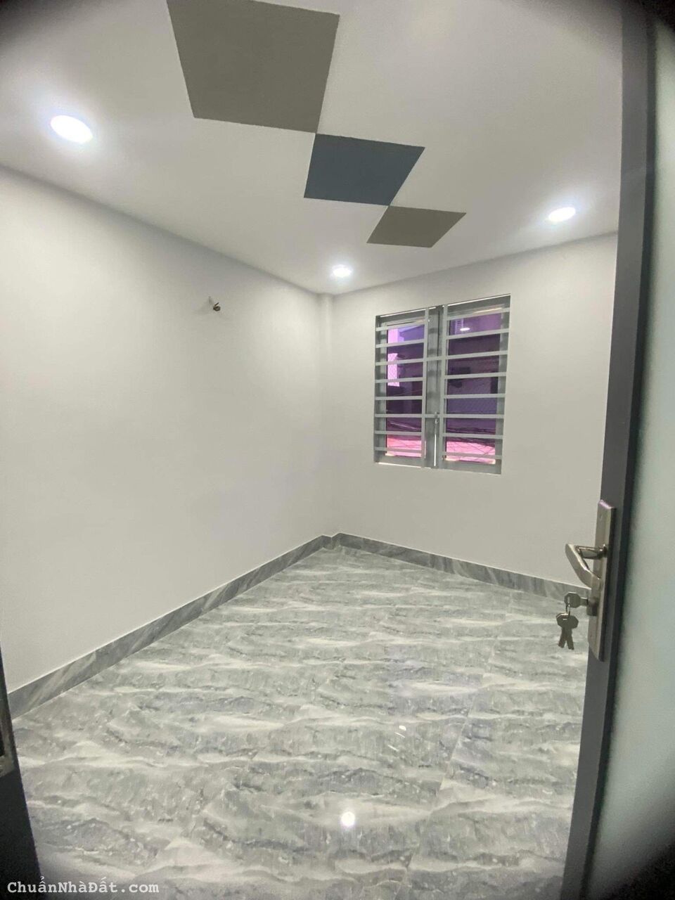 Nhà nhỏ tiền SHR HXH đầy đủ công năng 48m2 2 tầng 2pn đường số 10 HBC chỉ 2 tỷ 3. 