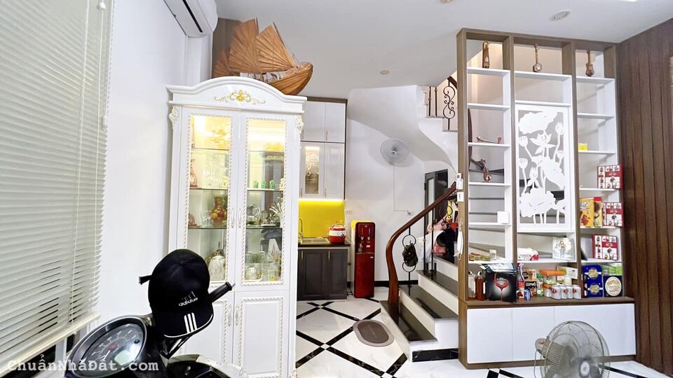 BÁN GẤP NHÀ MỚI ĐẸP GỐC ĐỀ - HOÀNG MAI – LÔ GÓC – 20M Ô TÔ – AN SINH ĐỈNH – NHỈNH 5 TỶ 