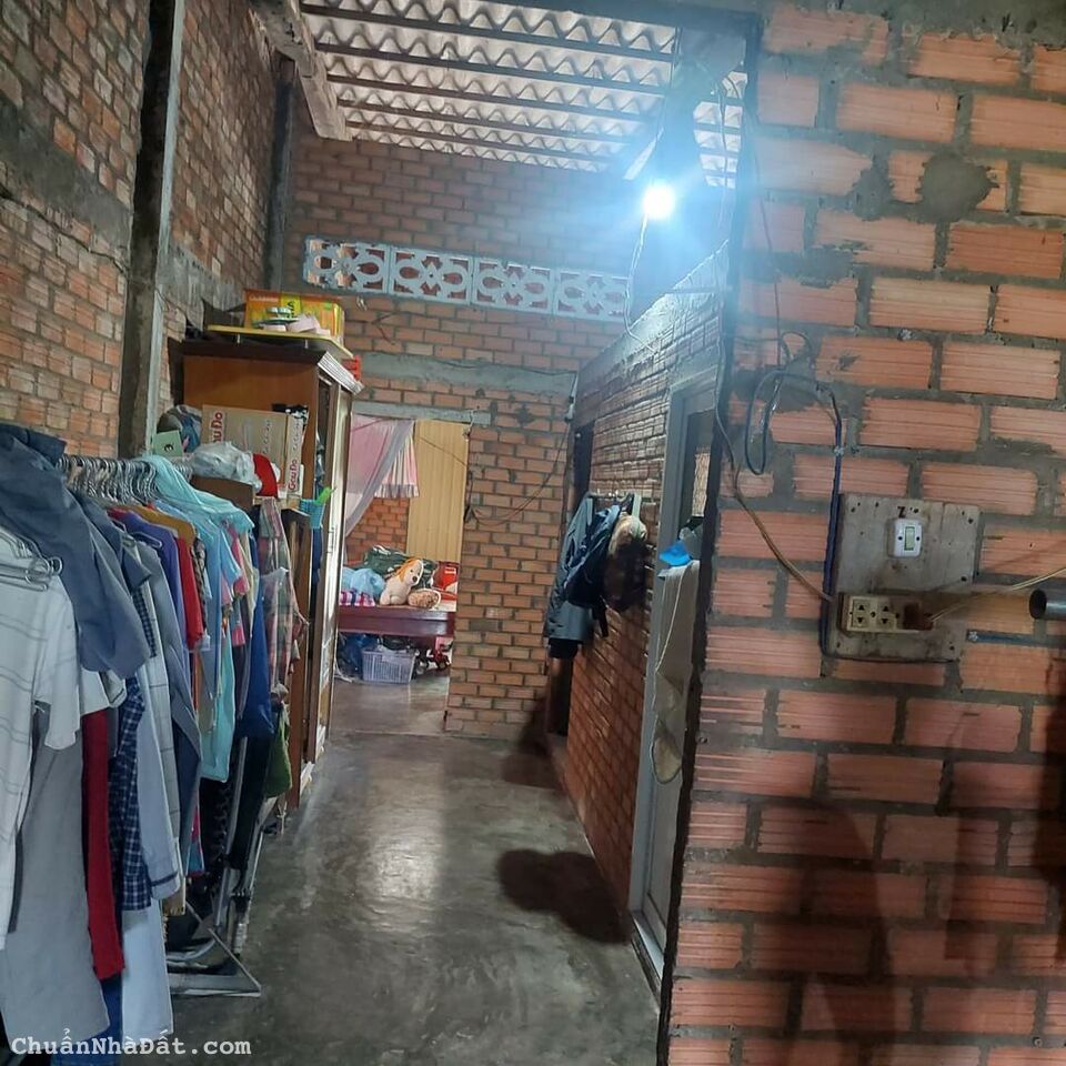 Cần bán gấp nhà khu dân cư ấp 2 xã mỷ phú huyện thủ thừa.long an Cần bán gấp nhà khu dân cư ấp 2 xã mỷ phú huyện thủ thừa.long an