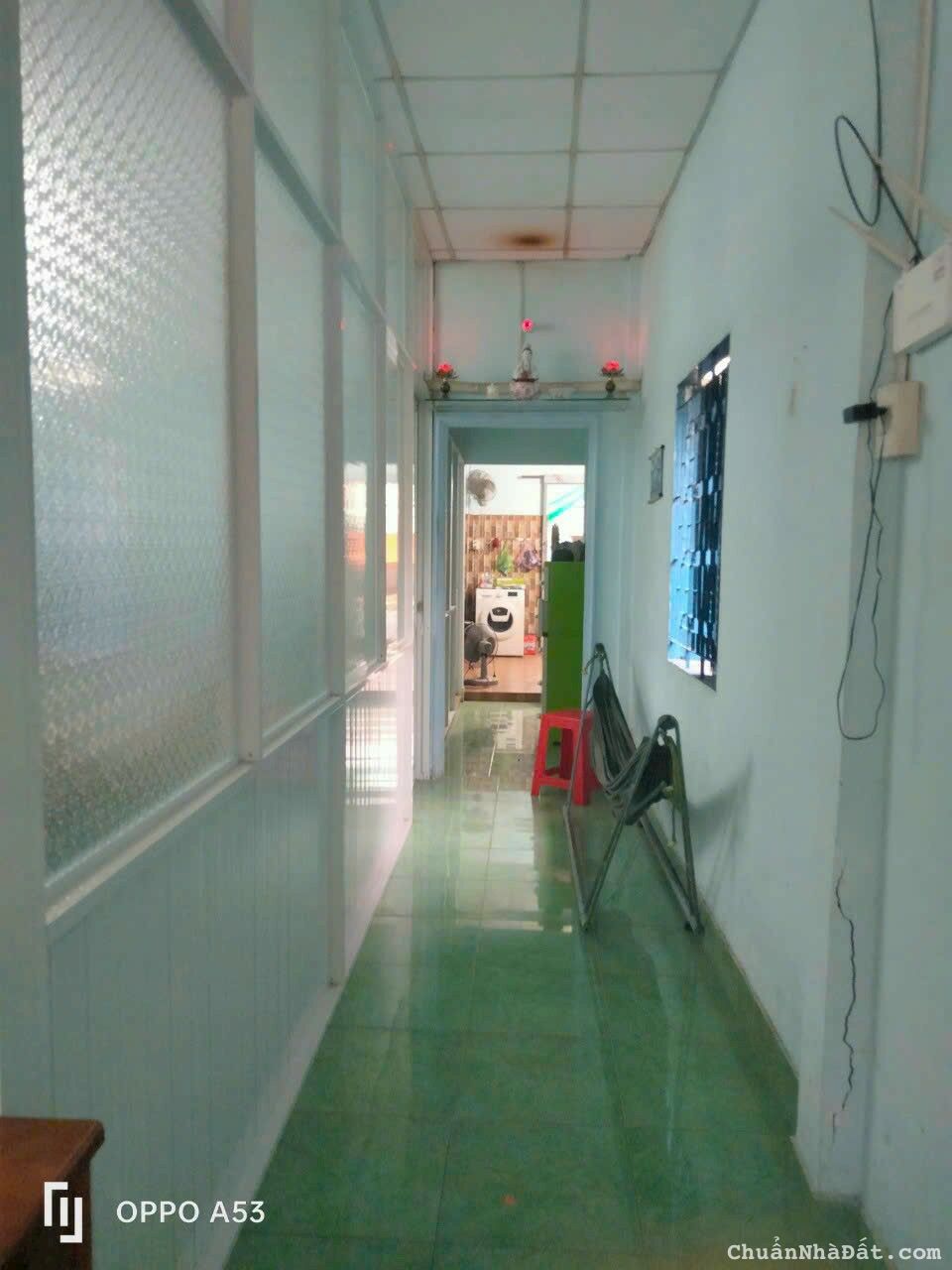 Bán gấp nhà đường xe ô tô.1 tỷ 900tr  trung tâm P3 tp tân an tỉnh long an