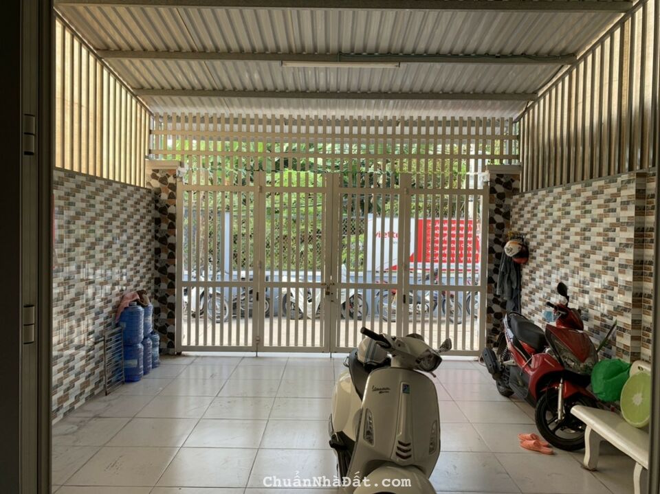 Bán nhà đẹp đường xe ô tô trung tâm P4 tp tân an.tỉnh long an