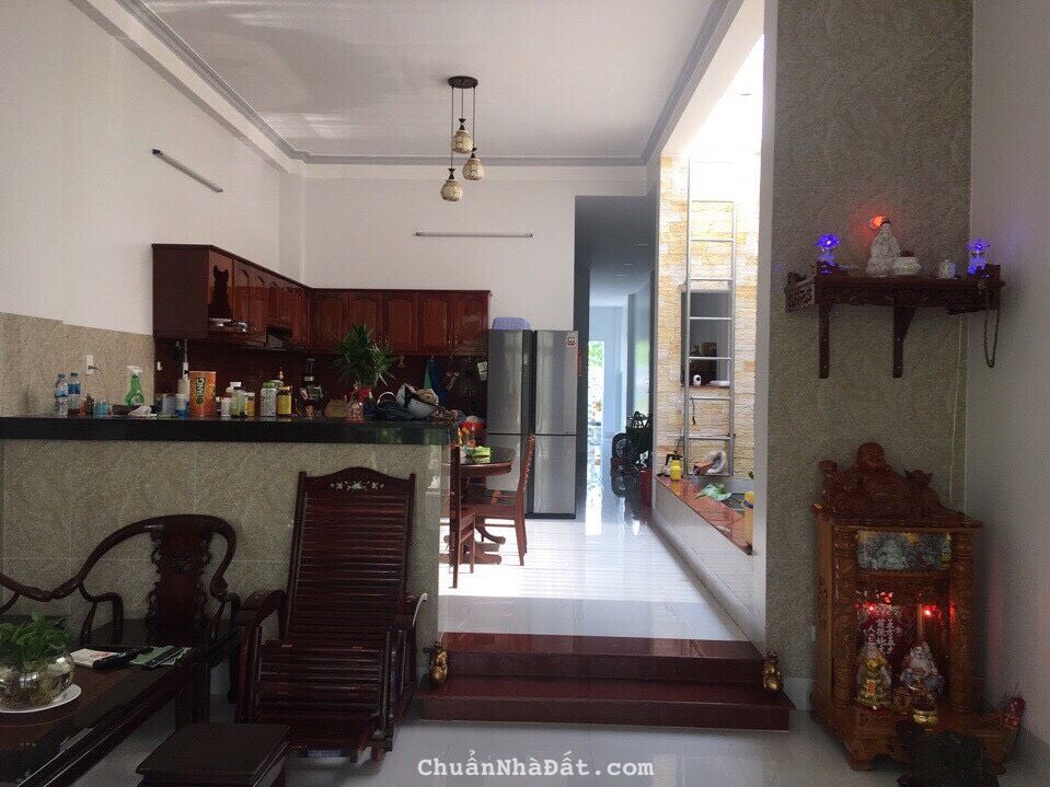 Bán nhà đẹp đường xe ô tô trung tâm P4 tp tân an.tỉnh long an