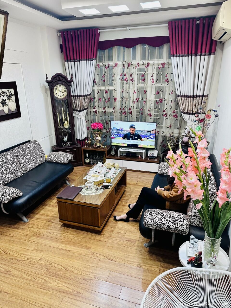 Bán nhà Phan Đình Giót, LÔ GÓC, Ô TÔ, 49m, 4T, 4,8 tỷ, Lh: 0984417892      