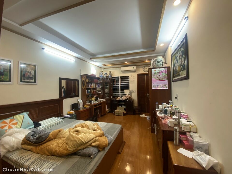 Bán nhà Phố Phan Đình Giót, Ô TÔ, 56m, 5T, MT 4 m, 6,35 tỷ, Lh: 0984417892 Bán nhà Phố Phan Đình Giót, Ô TÔ, 56m, 5T, MT 4 m, 6,35 tỷ, Lh: 0984417892