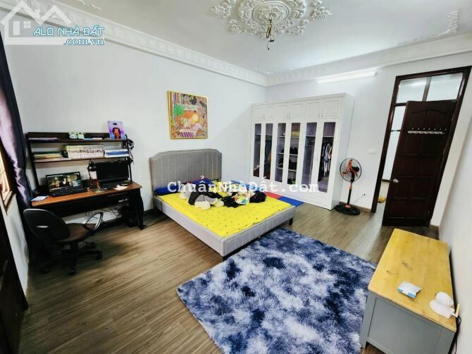 Bán nhà Phố Trương Định, Ô TÔ, LÔ GÓC 46m, 4 Tầng, MT4,5m, giá  3,1 tỷ, Lh: 0984417892       