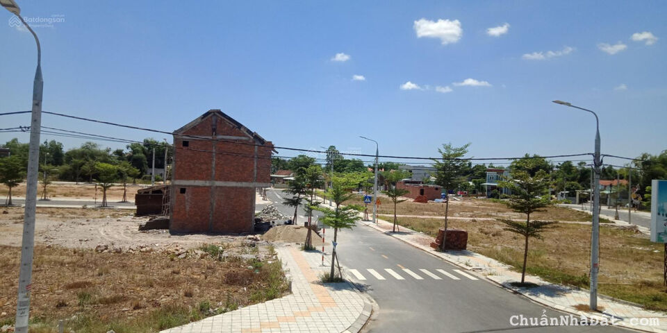 Cần bán gấp lô đất nền Siêu rẽ(Đã có sổ)520tr/170m2 - Khu nhà liền kề dự án MegaCity Kontum Cần bán gấp lô đất nền Siêu rẽ(Đã có sổ)520tr/170m2 - Khu nhà liền kề dự án MegaCity Kontum