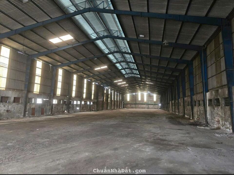 Kho xưởng cho thuê 700m2, 1200m2, 2000m2 gần ngã tư Bà Điểm