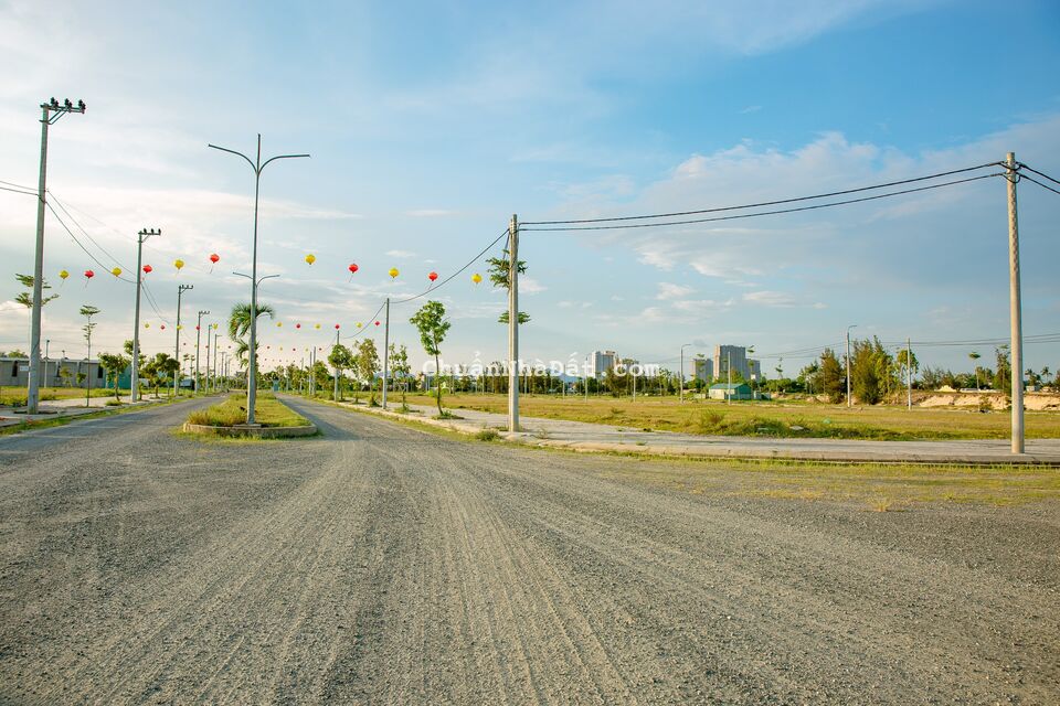 Vợ Chồng Ly Hôn Cần Bán Gấp Lô Đất Đường 27m Dũng Sĩ Điện Ngọc, Giá 952 Triệu Bán Nhanh Trong Tuần. Vợ Chồng Ly Hôn Cần Bán Gấp Lô Đất Đường 27m Dũng Sĩ Điện Ngọc, Giá 952 Triệu Bán Nhanh Trong Tuần.