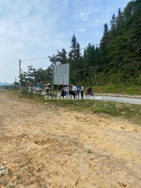 ĐẤT ĐẤU GIÁ KHU DU LỊCH BẮC HÀ, LÀO CAI GẦN DINH HOÀNG A TƯỞNG