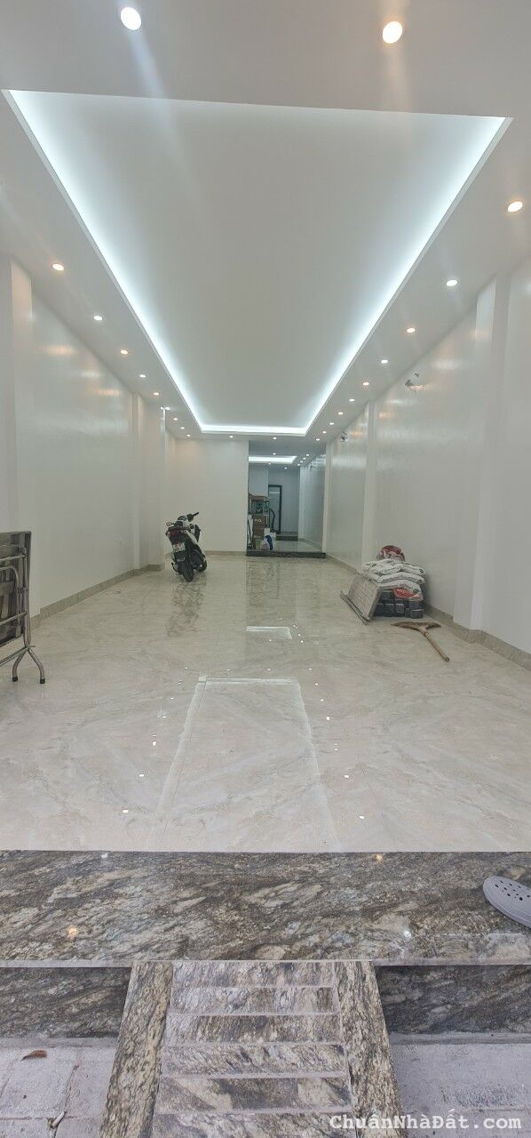 Cho thuê liền kề kdt Văn Phú, Hà Đông 90m2 x 5 tầng, thang máy, nhà mới. Giá 50tr/tháng