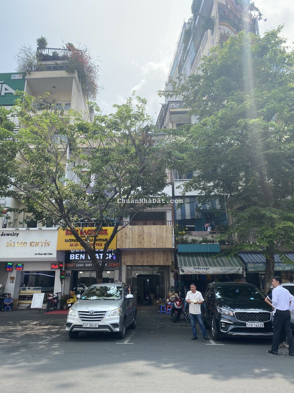 Cho thuê vị trí KD bậc nhất MT Phan Bội Châu. Gần ĐH Hoa Sen và các tuyến đường hot giá chỉ: 7.000$