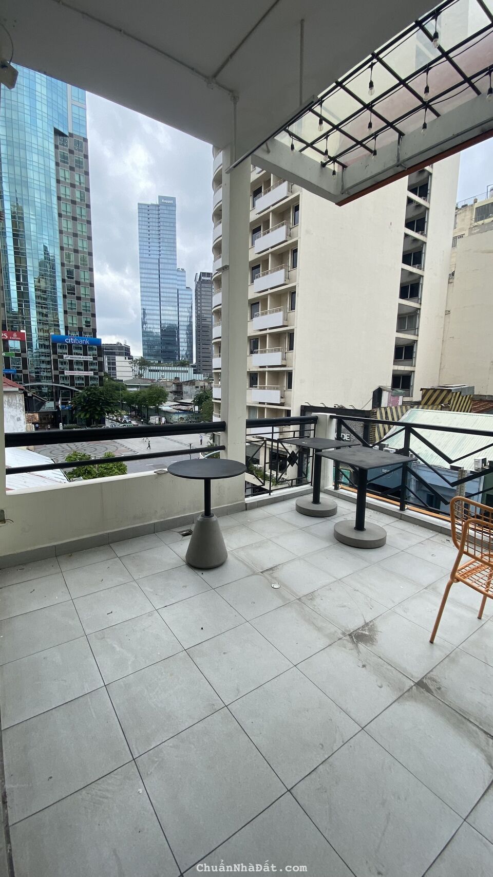 Bán nhà mặt tiền Trường Sa, Q3 MT 16m sẵn dòng tiền chỉ 15 tỷ Bán nhà mặt tiền Trường Sa, Q3 MT 16m sẵn dòng tiền chỉ 15 tỷ