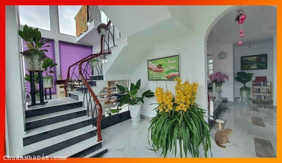 🏩Hạ Giá Bán căn biệt thự ở đường Nguyễn Hữu Cảnh, Phường 8, Đà Lạt