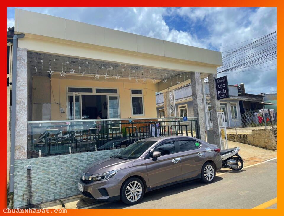 Bán Nhanh Căn Lô Góc, Hai Mặt Tiền Đường ở Trần Quang Khải, Phường 8, Đà Lạt