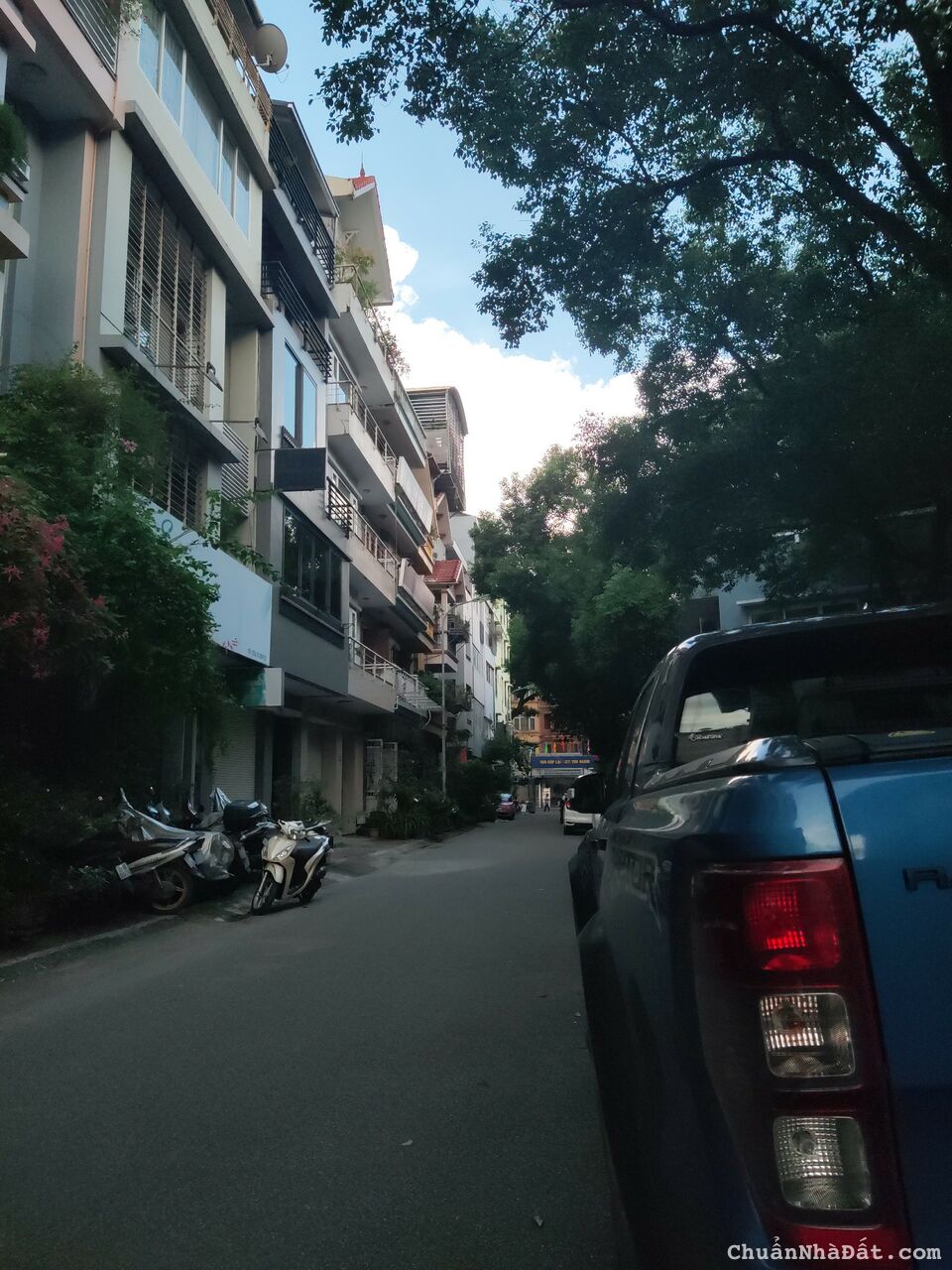 Bán nhà phân lô ngõ 2 Giảng Võ, ngõ vip nhất quận Ba Đình dt 80m2 x 5 t đẹp giá 23 tỷ