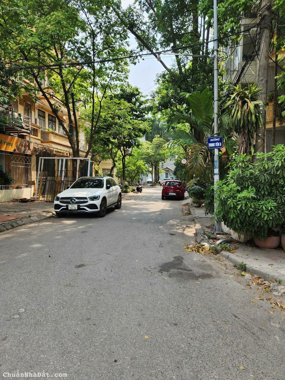 Bán nhà phân lô ngõ 2 Giảng Võ ngõ Ba Đình dt 80m2 x 5 t mt 8 m lô góc ô tô 24/24 giá 24 tỷ