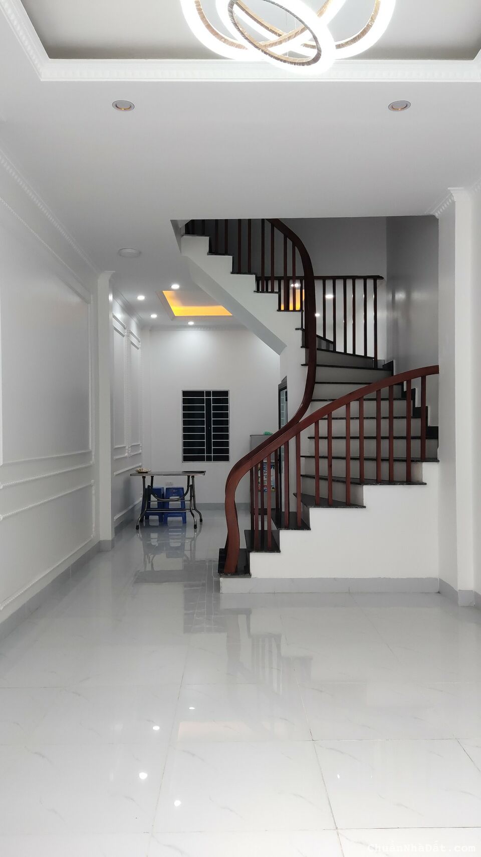 Chính chủ cần bán nhà phân lô ngõ 75 phố Vĩnh Phúc 45 M2 x 4,5 t mới tinh giá 5,7 tỷ