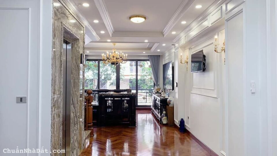 Bán nhà mặt ngõ 28 phố Nguyên Hồng Đống Đa dt 93m² x 8 t mt 5m 2 mặt tiền giá 39 tỷ. Bán nhà mặt ngõ 28 phố Nguyên Hồng Đống Đa dt 93m² x 8 t mt 5m 2 mặt tiền giá 39 tỷ.