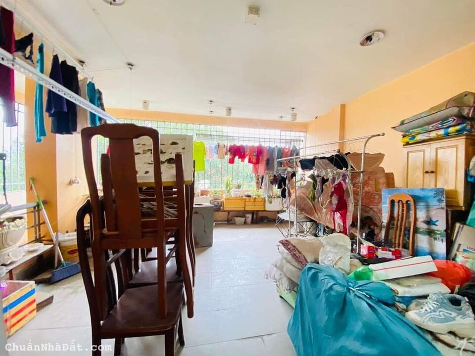 Bán nhà mặt phố Đê La Thành,Ngọc Khánh,Ba Đình 50m2 x 5 t giá 18,5 tỷ