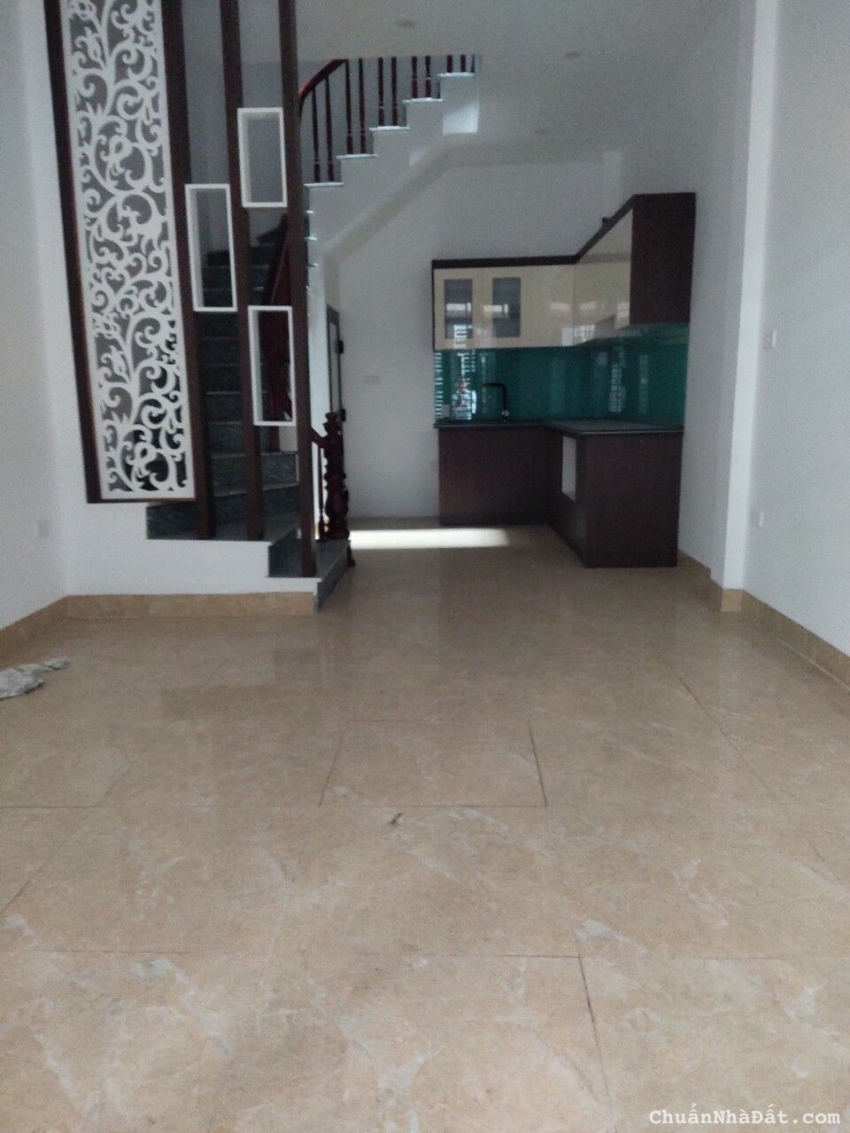 Bán nhà đường Phùng Chí Kiên, Nghĩa Đô, Cầu Giấy 35m xây 5 tầng mới,2 mặt thoáng giá bán 5 tỷ