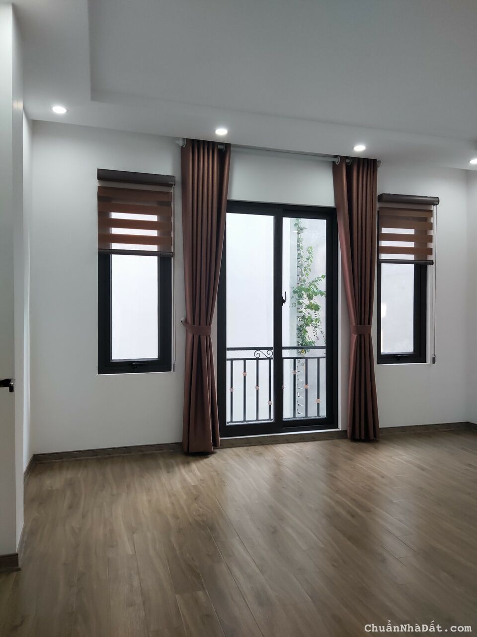 Bán nhà ngõ 562 phố Thụy Khuê, Phường Bưởi, Quận Tây Hồ 35 m2 xây 4 t đẹp giá 4,25 tỷ