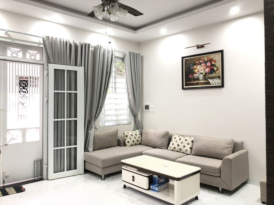 Chính chủ  cần bán nhà ngõ 378 phố Thụy Khuê,Tây Hồ dt 38 m2 x 5 t mới đẹp giá 4,5 tỷ