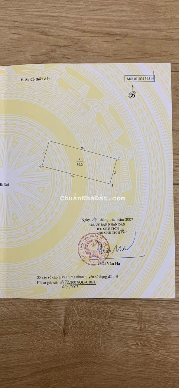 Bán đất phân lô  ngõ 110 phố Nguyễn Hoàng Tôn,Tây Hồ 59 M,MT 5 M ngõ ô  tô 7 chỗ vào giá 12 tỷ 