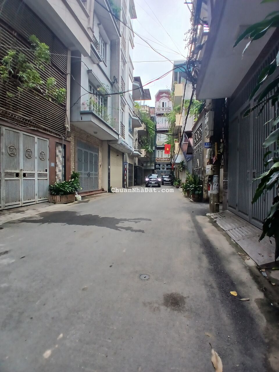 Bán đất phân lô  ngõ 110 phố Nguyễn Hoàng Tôn,Tây Hồ 59 M,MT 5 M ngõ ô  tô 7 chỗ vào giá 12 tỷ 