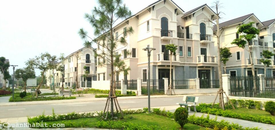 Biệt thự gần công viên trung tâm đô thị Centa Vsip TP.Từ Sơn