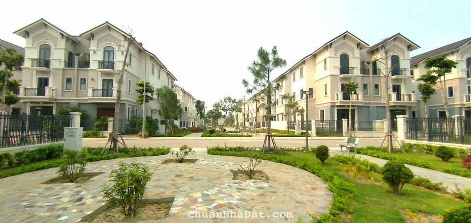 Biệt thự view công viên trung tâm đô thị Centa