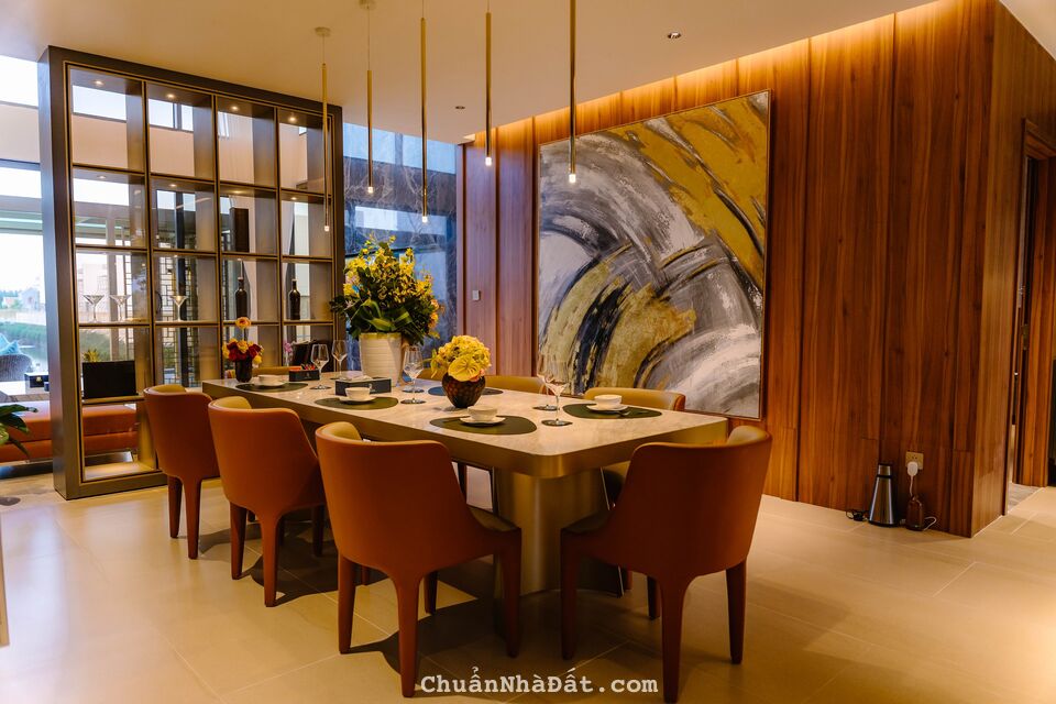 Bán Biệt thự sinh thái ven sông Regal Victoria chỉ 28tr/m2 liền kề sân golf BRG, hoàn thiện cao cấp Bán Biệt thự sinh thái ven sông Regal Victoria chỉ 28tr/m2 liền kề sân golf BRG, hoàn thiện cao cấp