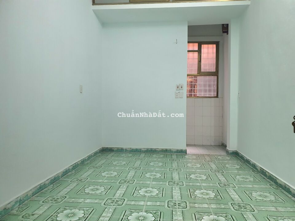 Bán nhà Văn Chương, Ô TÔ, DT 24m2 *4T, giá 2,67 tỷ, Lh: 0984417892      