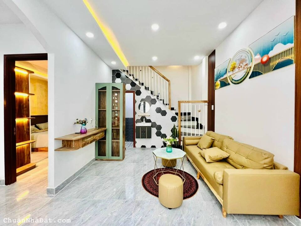 BÁN THÔNG TIN NGUỒN NHÀ Nguyễn Văn Tăng,Q9,300m2,chủ xoắn chào sàn 20 tỷ.