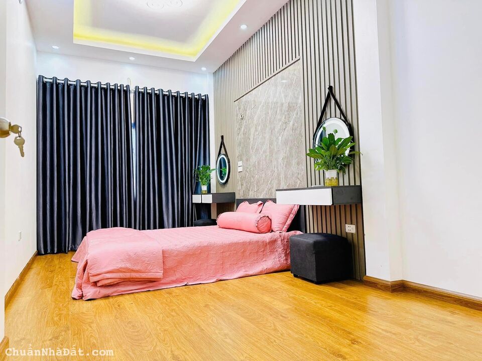Nhà Ngô Thì Nhậm, P/Lô oto đỗ cửa, khu Vip Hà Đông, 45m2 giá 7.45 tỷ