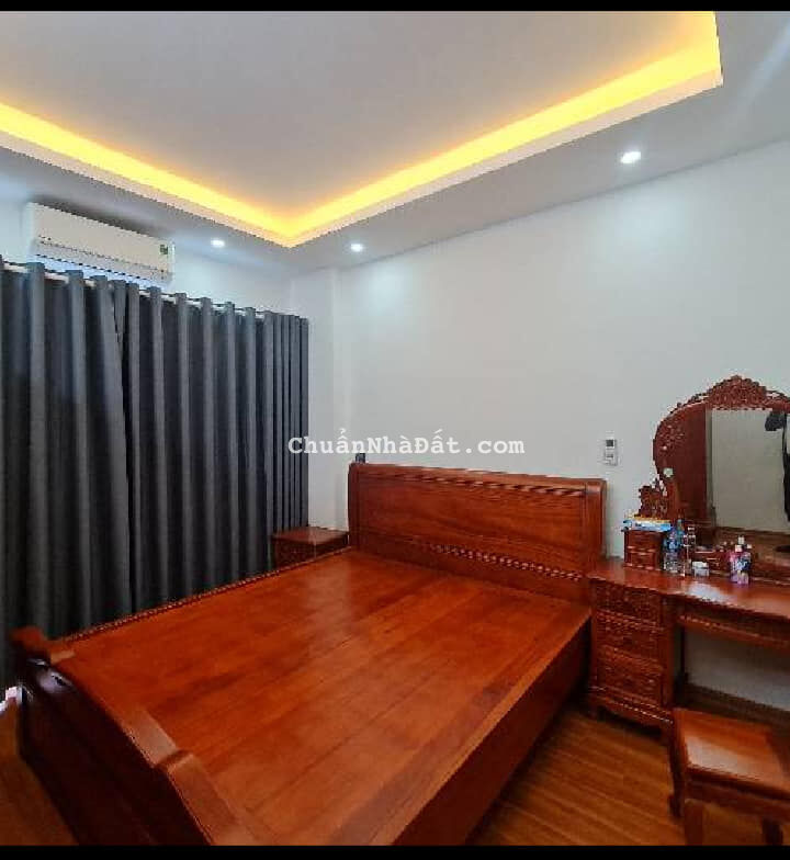 Nhà mặt ngõ phố Vạn Phúc, 80m ra phố, DT 46m2 giá 4.65 tỷ Nhà mặt ngõ phố Vạn Phúc, 80m ra phố, DT 46m2 giá 4.65 tỷ