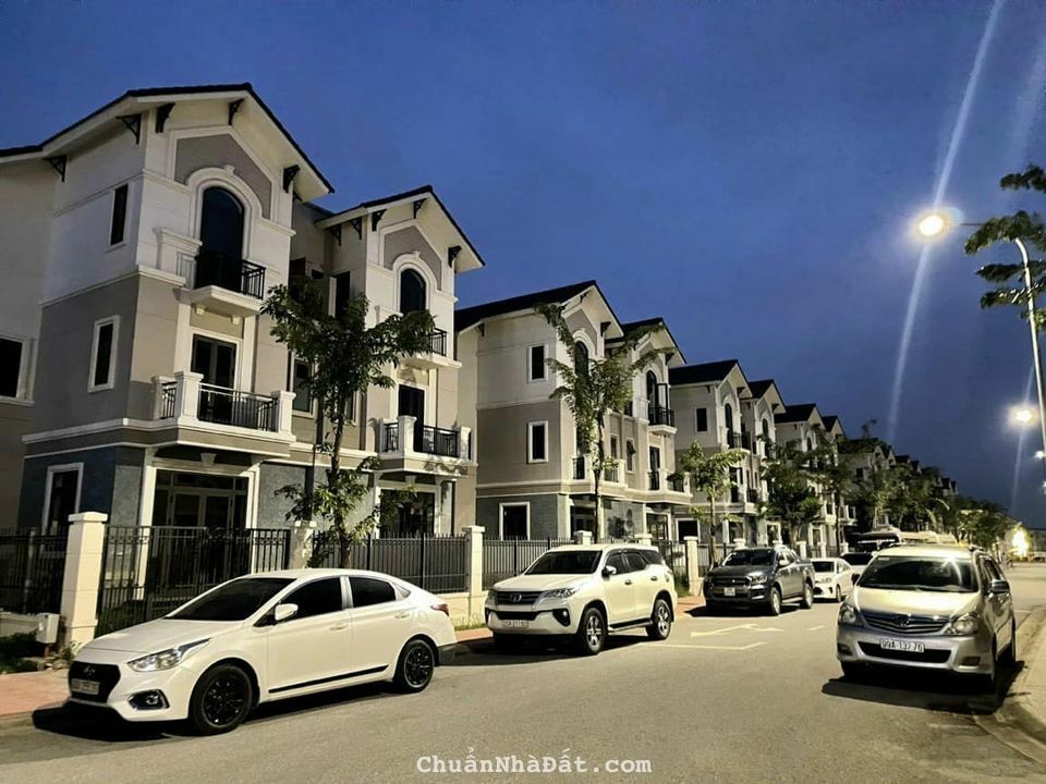 Biệt thự vùng ven siêu sang vùng thủ đô