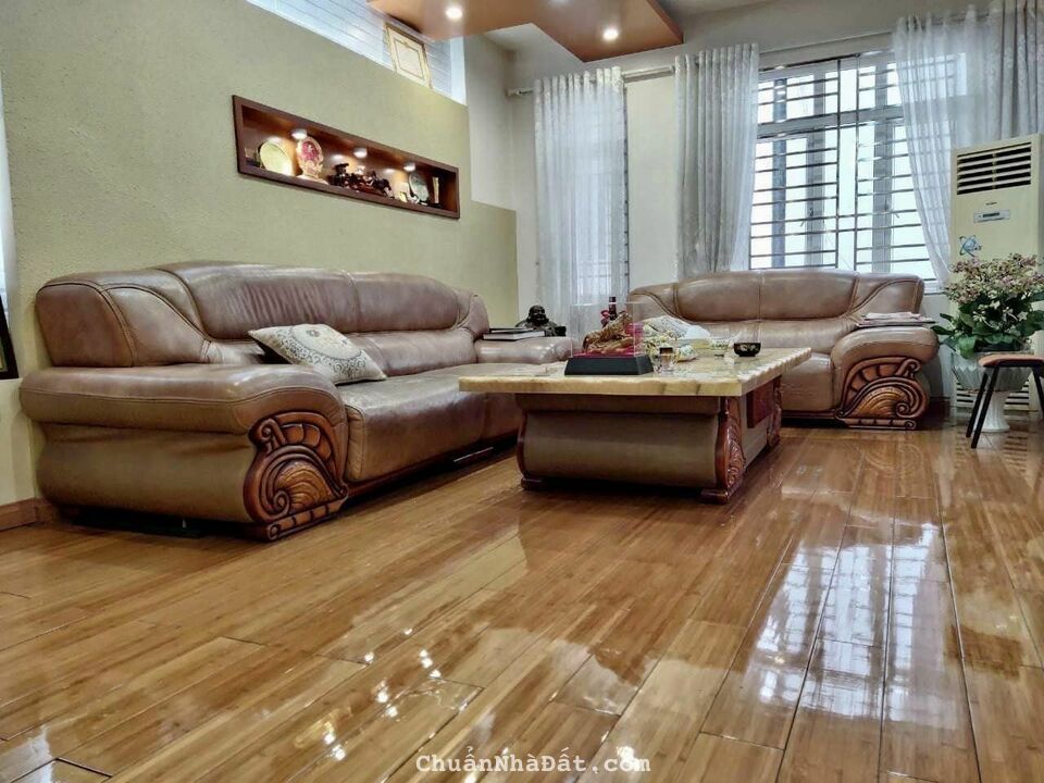 Bán nhà biệt thự PL, Gara ô tô, nguyên căn phố Tôn Đức Thắng dt 106m x 5t mt 8.1m giá 24 tỷ 