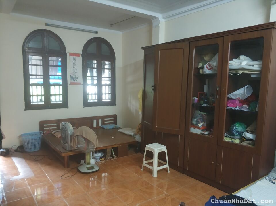 Bán nhà riêng nguyên căn chính chủ mặt phố Trần Khát Chân dt 43m x 5t mt 4,5m giá 16 tỷ 